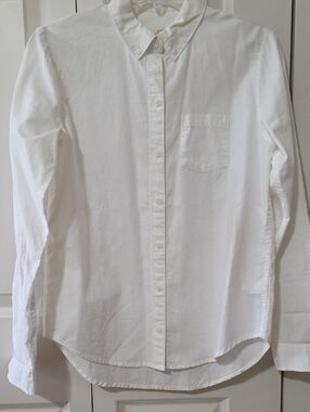 Universal Thread White Women's Button-Down Shirt